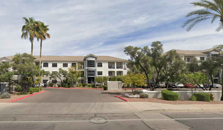 Phoenix Police Seek Suspect After Man Fatally Stabbed, Allegedly by Brother