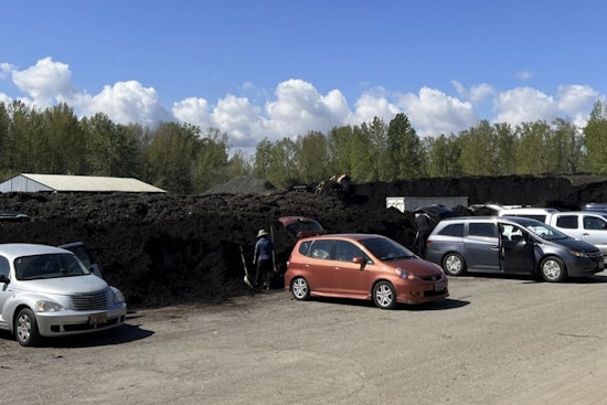 Portland Celebrates Earth Day with Free Compost Giveaway at Sunderland Yard Recycling Facility