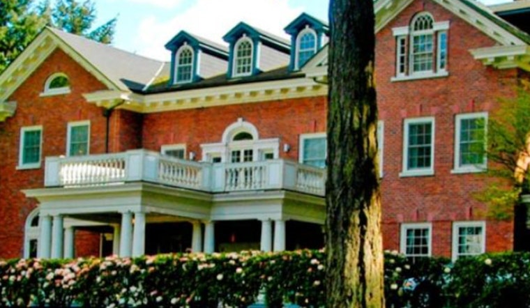 Saluting Heroes, Governor's Mansion Opens Doors for Memorial Day Veteran Tours