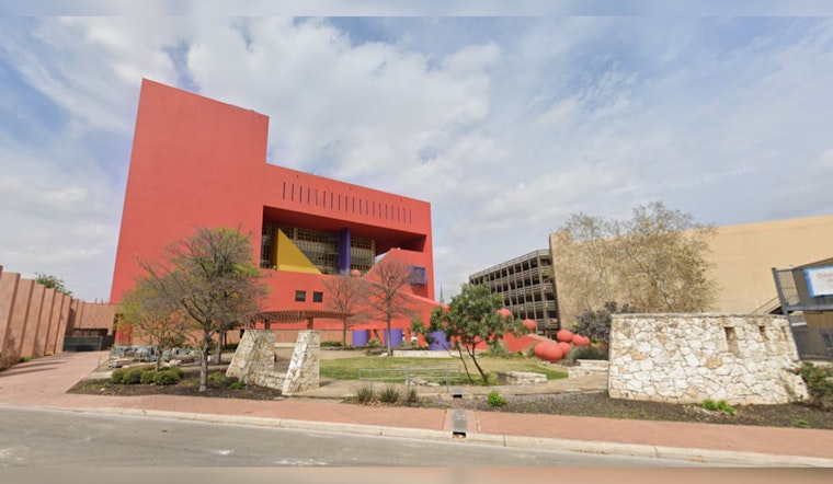 San Antonio Activists Stage 'Read-In' at Central Library to Protest Armed Police Officer Program