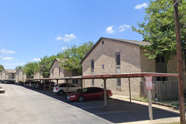 San Antonio Fire Department Battles Blaze in Northwest Apartment Complex, No Injuries Reported