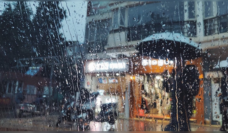 San Antonio Residents Brace for Showers and Thunderstorms with Temperatures in Mid-80s