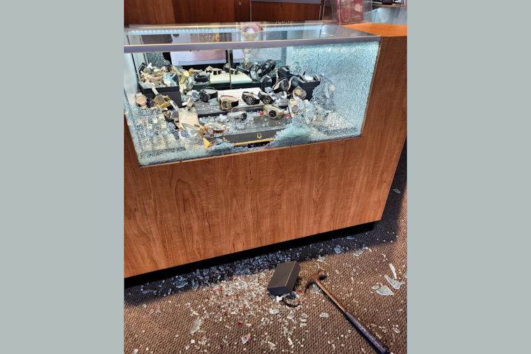 San Diego Man Charged with Daylight Robbery of La Mesa Jewelry Store Using Hammer