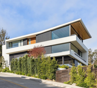 150 Glenbrook Ave: San Francisco's Highest Home Lists for $19.95 Million, Offering Opulence and Breathtaking Views