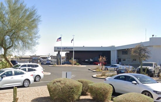 Scottsdale Airport Transforms Tarmac into Free Outdoor Cinema for "Top Gun: Maverick" Screening