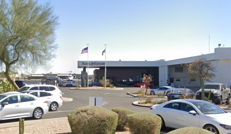 Scottsdale Airport Transforms Tarmac into Free Outdoor Cinema for "Top Gun: Maverick" Screening