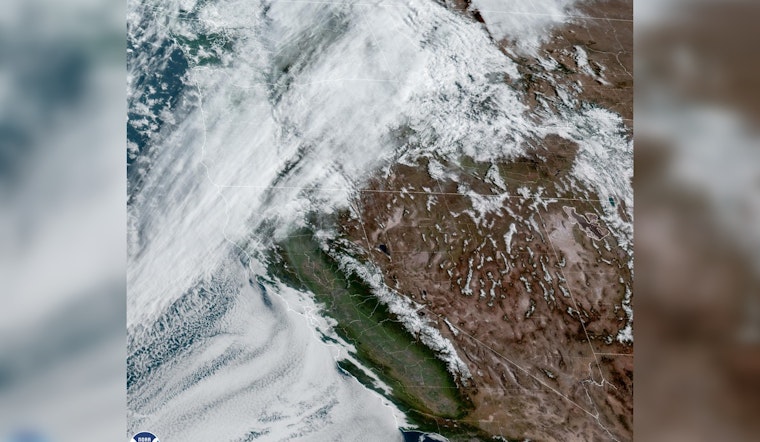 Seattle Awaits a Break from Drizzle with Mixed Week of Clouds and Light Rain