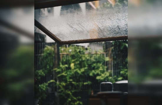Seattle Braces for Showers and Chilly Winds with Sporadic Sunshine This Week