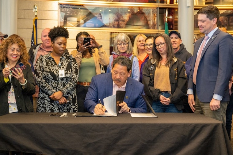 Seattle Mayor Harrell Signs Landmark Labor Contracts to Boost City