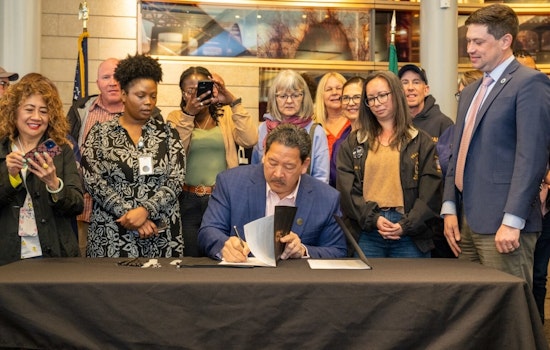 Seattle Mayor Harrell Signs Landmark Labor Contracts to Boost City Service Delivery