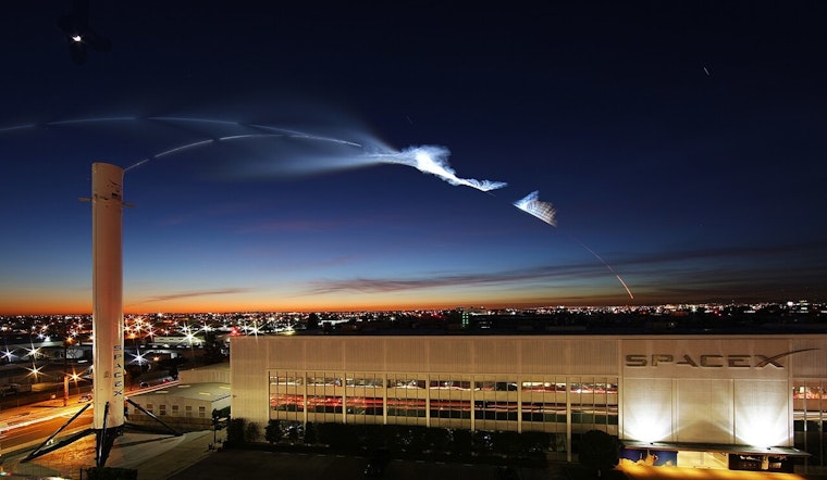 SpaceX Stuns Arizona Skywatchers with Luminous Satellite Launch Visible from Phoenix to Tucson