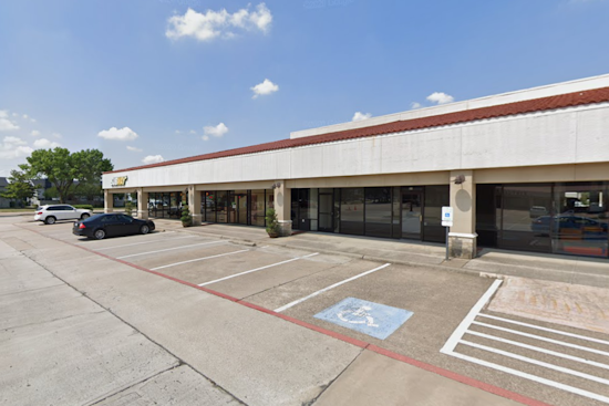 Starship Bagel Launches Third Dallas Location with Tribute to Owner's Childhood Memories