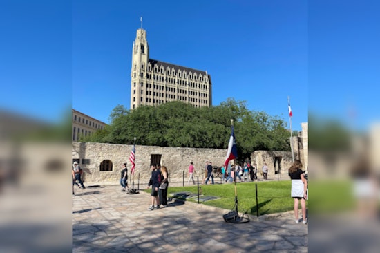 Sunny and Warm Weekend Ahead for San Antonio, Rainy Start to the Workweek Expected