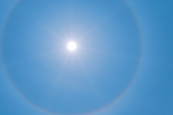 Sunny Skies and Gentle Breezes Today in Portland Ahead of Mixed Weather Forecast