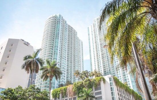 Sunny Weekend Ahead for Miami with Highs in the 80s, Showers Expected on Monday