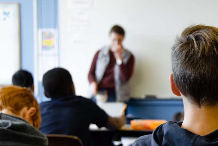 Tennessee Senate Passes Hotly Debated Bill to Arm Teachers Amid Public Outcry in Nashville