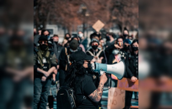 Tensions High as DPS Troopers Confront Demonstrators at University of Texas Amid DEI Layoff Protests and Pro-Palestine Rally