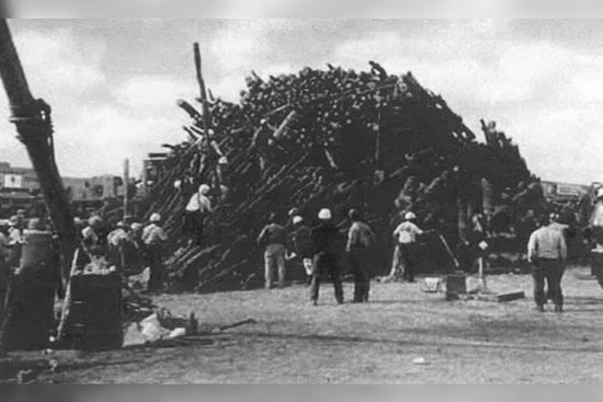 Texas A&M Regents Consider Reviving Iconic Bonfire, Sparking Safety Debate 25 Years After Fatal Collapse