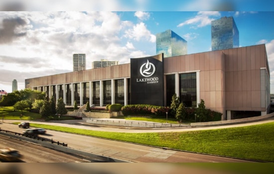 Texas Hosts 210 Megachurches: Houston Leads with 37, Lakewood Church Attracts 45,000 Believers