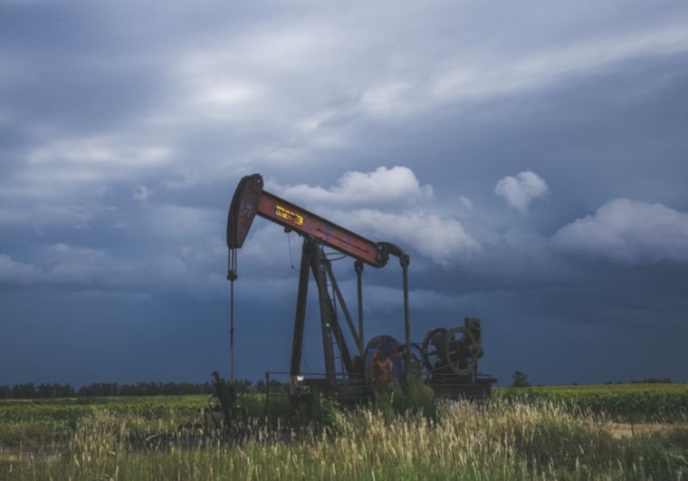 Texas Oil Companies Propose Treated Wastewater Discharges into Rivers Amid Regulatory Uncertainty
