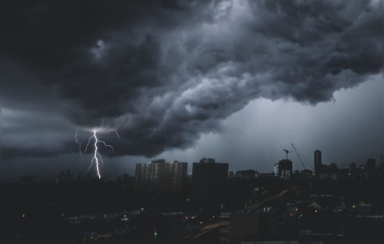 Texas on High Alert: Governor Abbott Mobilizes Emergency Resources Amid Severe Weather Warnings