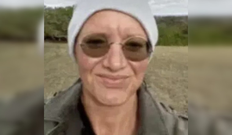 Texas Woman Suspected of Elderly Man's Murder Arrested in Mexico, Awaits U.S. Extradition