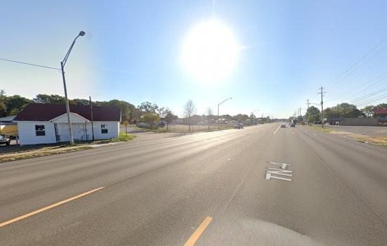 Truck Driver Transporting Google Goods Shot in Memphis, Police Seeking Dark-Tinted Camry