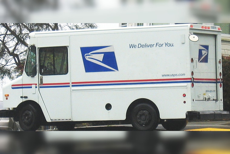 UPS Set to Soar as New Air Cargo Partner for USPS, Replacing Longtime Ally FedEx
