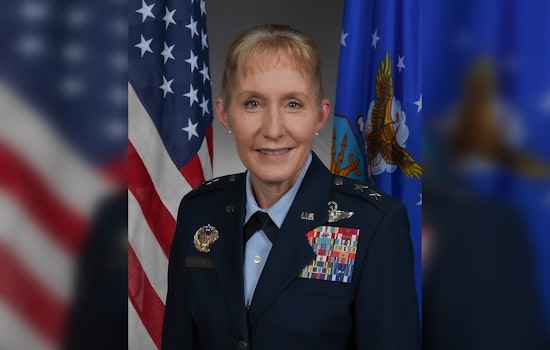 U.S. Air Force's Trailblazing First Female Fighter Pilot to Address UT Austin's Spring Commencement
