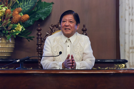 U.S. Reaffirms Defense Commitment to Philippines Amidst South China Sea Tensions