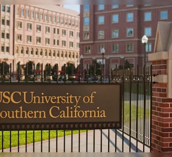 USC Protesters Confront Police Amid Tensions Over Palestine-Israel Conflict