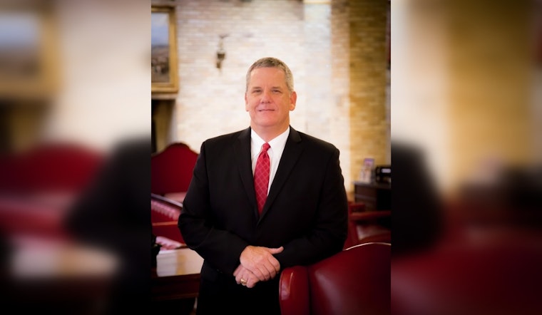 Uvalde Faces Leadership Shuffle as Mayor Smith Resigns Amidst Controversial Shooting Report Aftermath