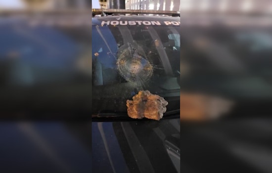 Vandals Smash Windshields of Houston Police Patrol Cars, Major Offenders Division Seeks Suspects