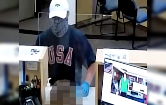 VIDEO: Irvine Police Seek Suspect After Failed Heist at U.S. Bank Yields Only $446