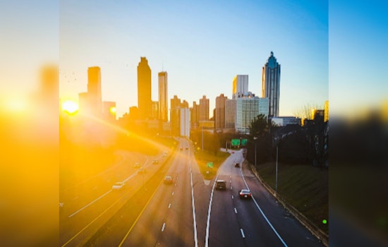 Warm and Sunny Week Ahead for Atlanta, with Possible Weekend Showers