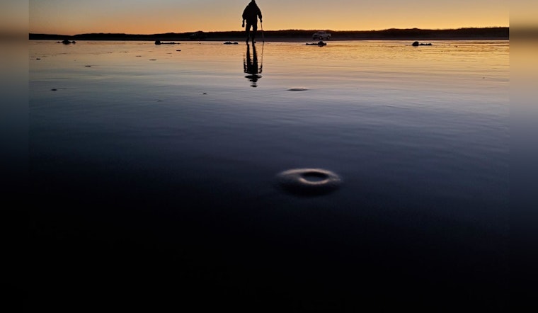 Washington Beaches Gear Up for Seven-Day Razor Clam Dig Starting April 23, Additional Dates Announced