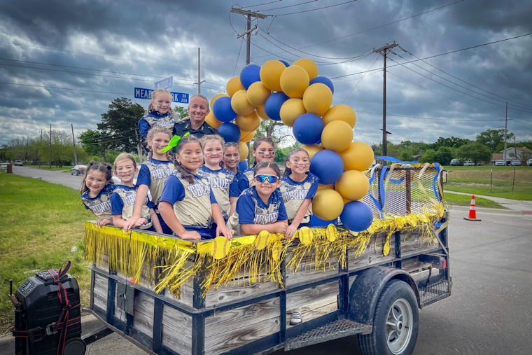 White Settlement Celebrates Youth Sports with Mayor's Ceremonial Pitch at Opening Day Parade