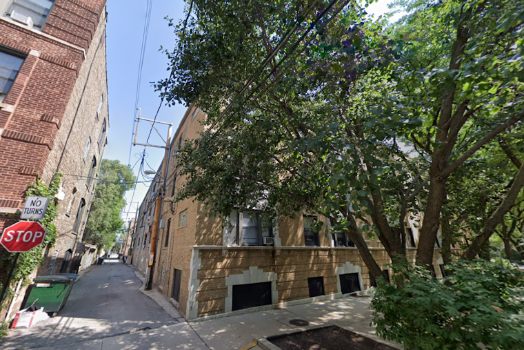 Woman Shot in Leg While Walking Dog in Chicago's Uptown Area, Police Seek Public's Help