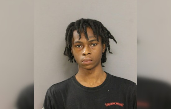 18-Year-Old Charged With Aggravated Vehicular Hijacking, Armed Robbery in Chicago
