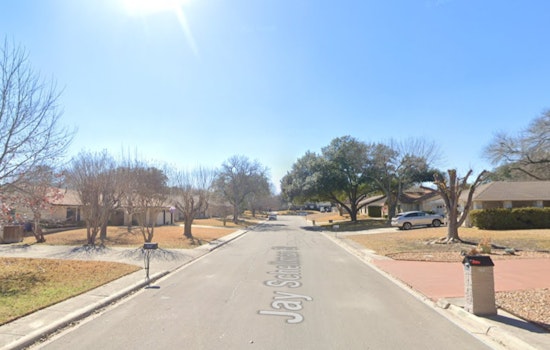 Amber Alert in Carrizo Springs, Desperate Search for Siblings Snatched in Daylight