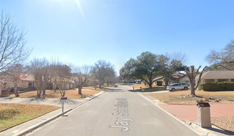 Amber Alert in Carrizo Springs, Desperate Search for Siblings Snatched in Daylight