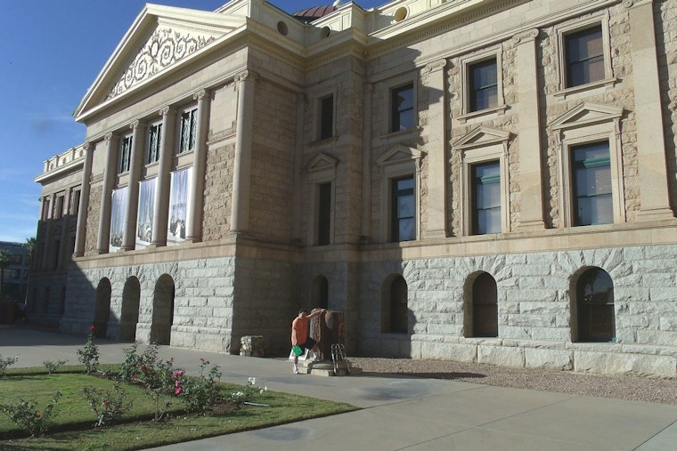 Arizona Among States Bracing for Internet Access Crisis as Federal Program Funds Evaporate
