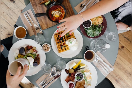 Arizona Restaurant Week Scrutinized for Price Hikes Amid Economic Pressures