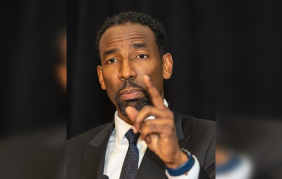Atlanta Mayor Andre Dickens Ignites $500K Investment into Clean Energy Future