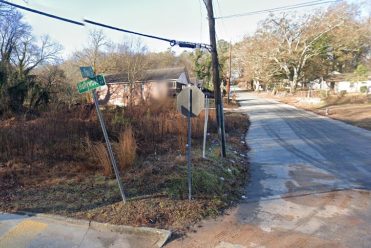 Atlanta Police Seek Leads After Mother Fatally Shot with Toddler in Car on Hollywood Road NW