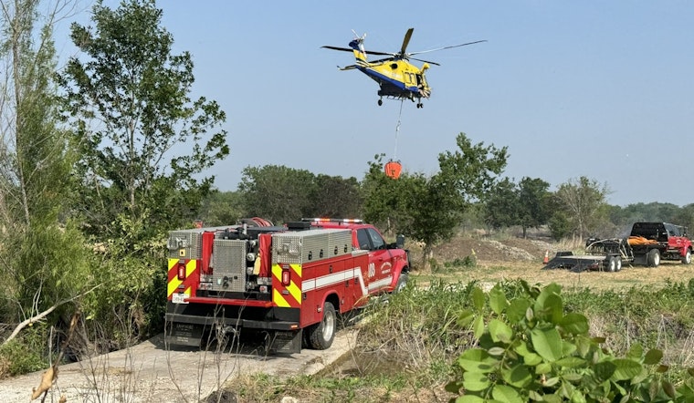 Austin Firefighters Battle 20-Acre Blaze in Southeast Travis County