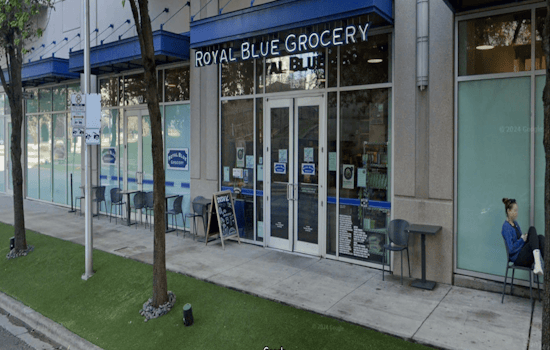 Austin's Royal Blue Grocery Stands Strong Amid Grocery Wars, May eye Expansion into Former Foxtrot Locations