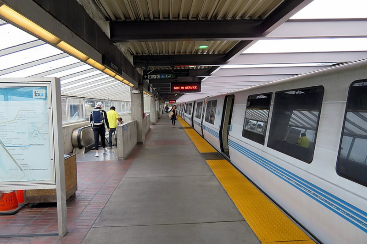 BART Announces Free Bus Bridges During Track Upgrades Between 24th