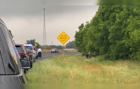 Bexar County Authorities Investigate After Student Spots Woman's Body Along Highway 90