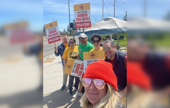Boeing and Firefighters Union Near End of Labor Dispute with Tentative Contract in Washington
